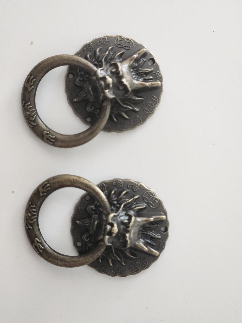 Dragon Head Ring Pulls In Antique Bronze